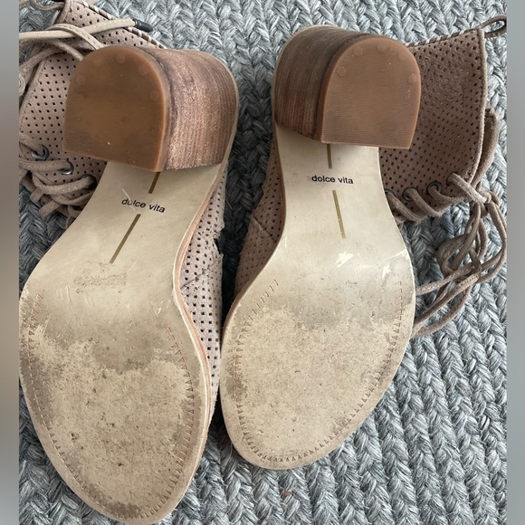 Dolce Vita Lira Peep Toe Perforated Suede Block Heel Ankle Boots in Taupe - Picture 12 of 16